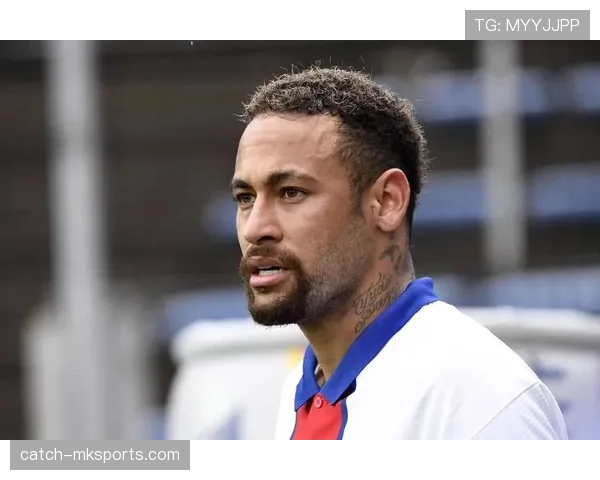 内马尔职业生涯闪耀辉煌:从天才少年到足球传奇的巅峰之路 内马尔职业生涯闪耀辉煌:从天才少年到足球传奇的巅峰之路