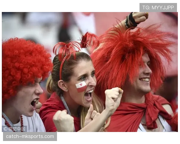 莱万百球闪耀波兰赛场，引发全国球迷热烈关注