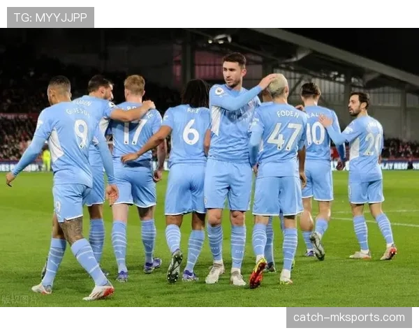 德容 vs 罗德里：控场能力差距在哪