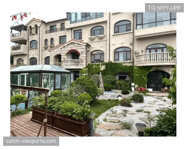 张继科退役后住的别墅,光车库就比我家还大 张继科退役后住的别墅,光车库就比我家还大